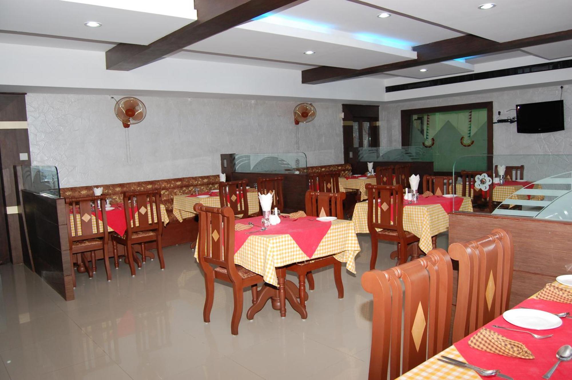 Kpm Regency Hotel Palakkad Quarto foto
