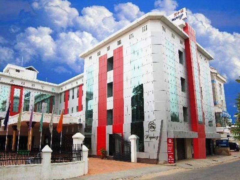 Kpm Regency Hotel Palakkad Exterior foto